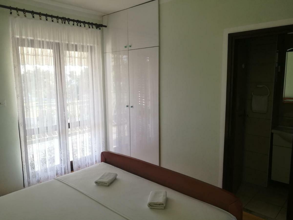 Apartments Krzelj Водице Екстер'єр фото