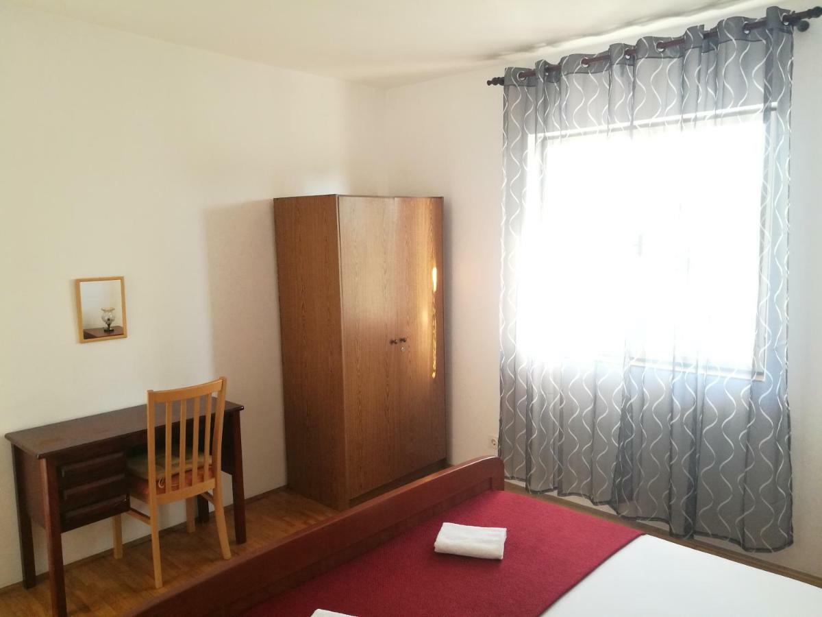 Apartments Krzelj Водице Екстер'єр фото