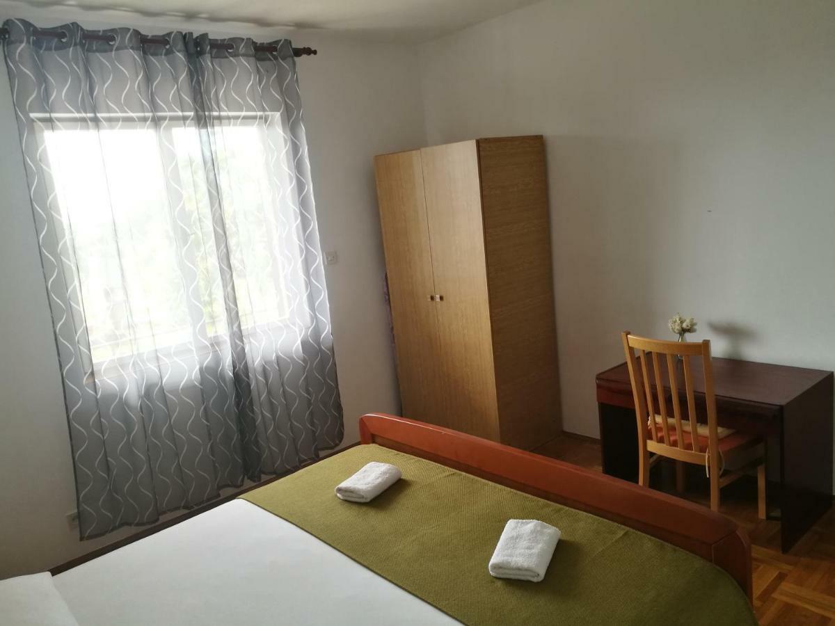 Apartments Krzelj Водице Екстер'єр фото