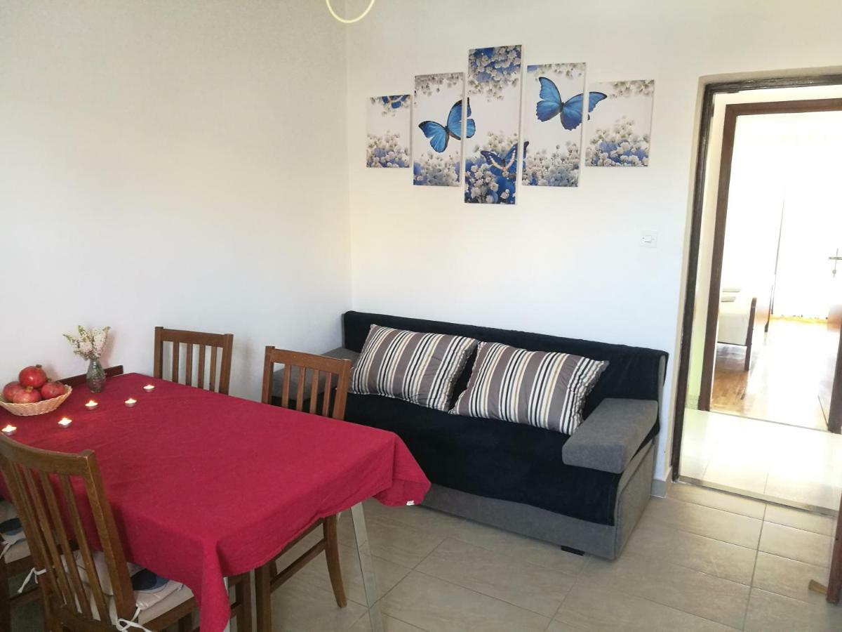 Apartments Krzelj Водице Екстер'єр фото